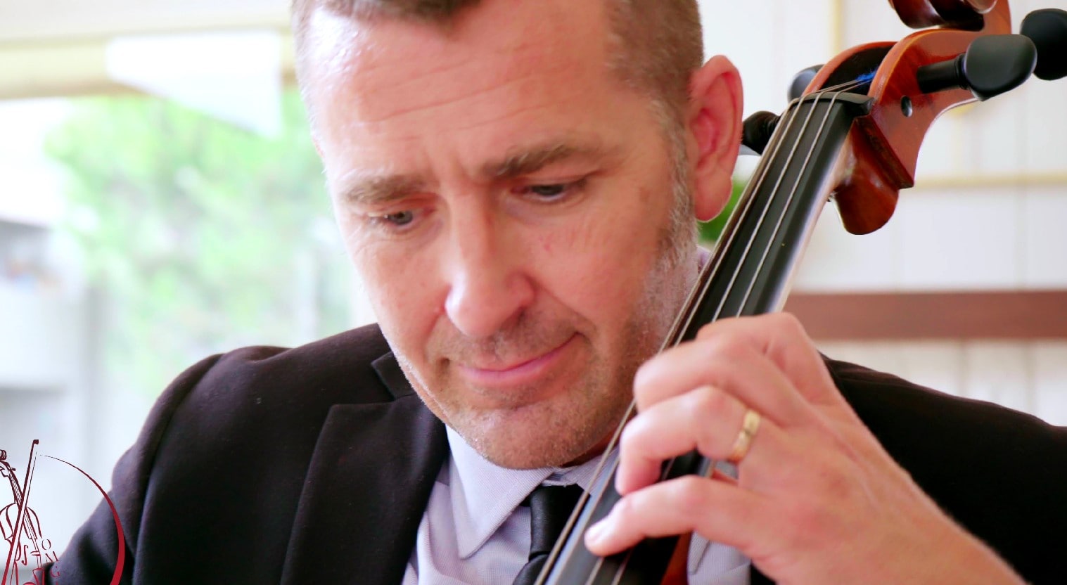 Pete performing live cello at an event in Los Angeles