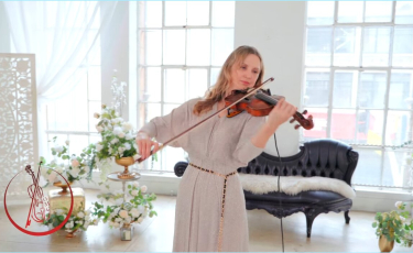 Mila | Violinist